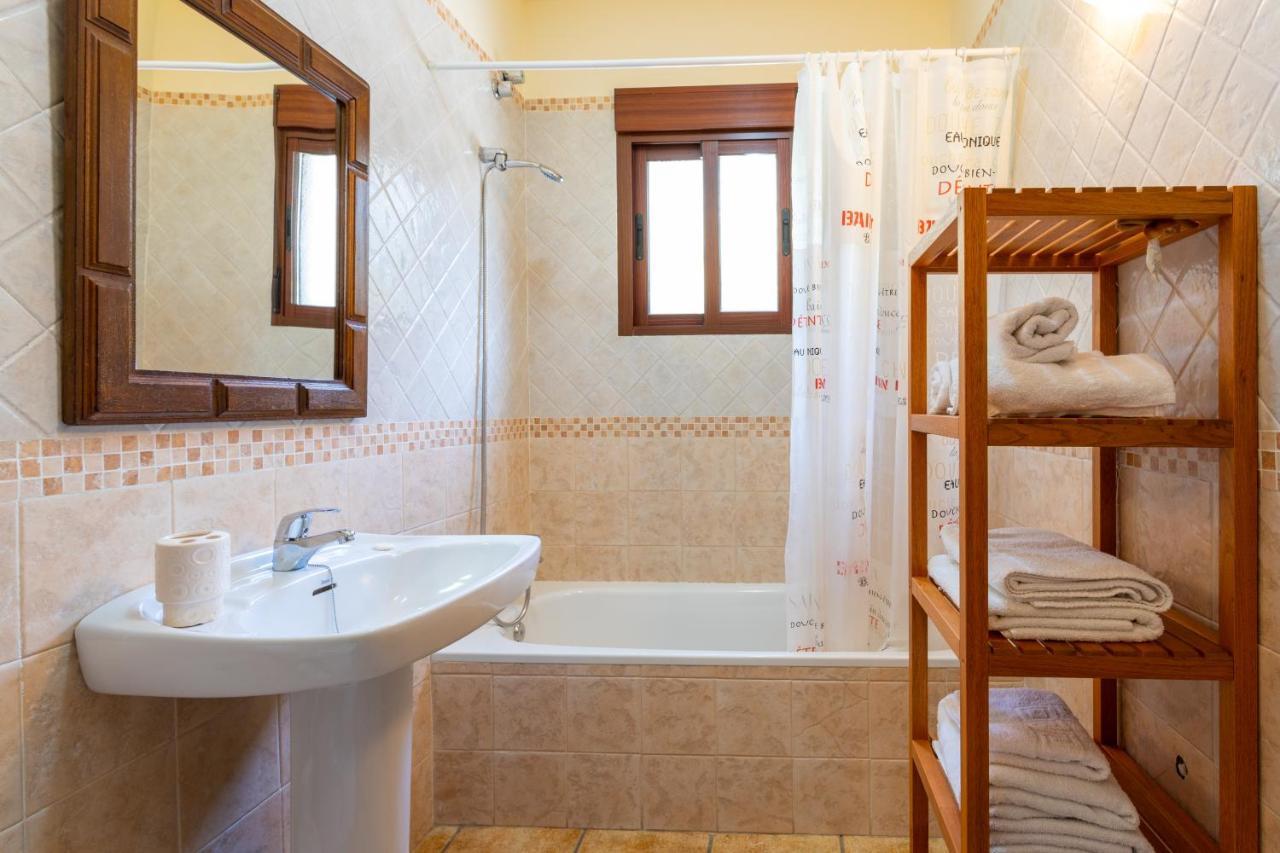 Cortijo La Reina Villa ตอร์ร็อกซ์ ภายนอก รูปภาพ